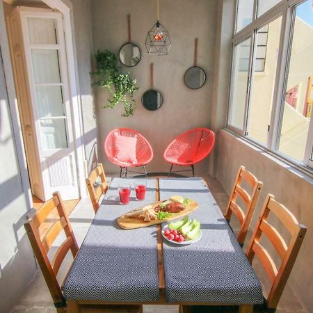Amazing Apartment Fully Renovated In Center Lisbon Bagian luar foto
