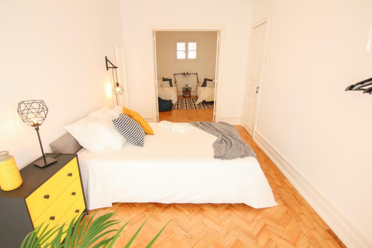 Amazing Apartment Fully Renovated In Center Lisbon Bagian luar foto