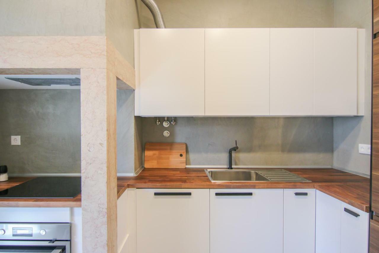 Amazing Apartment Fully Renovated In Center Lisbon Bagian luar foto
